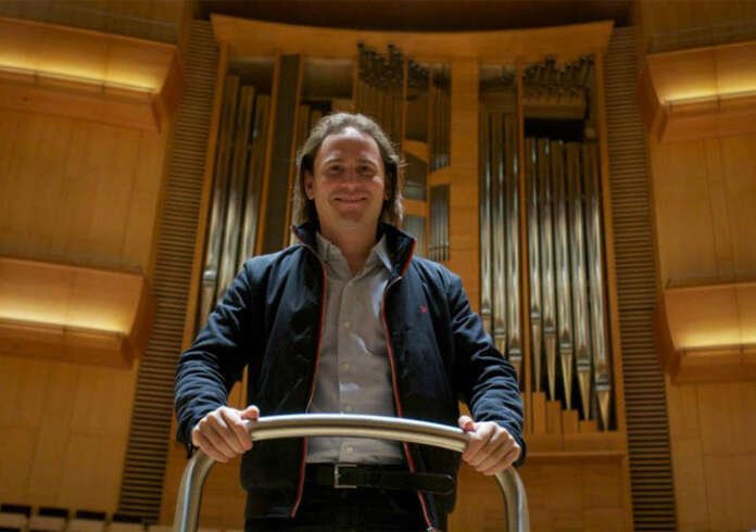Christian Vásquez Christian Vásquez