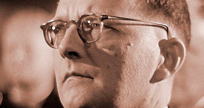 Dmitri Shostakóvich Dmitri Shostakóvich