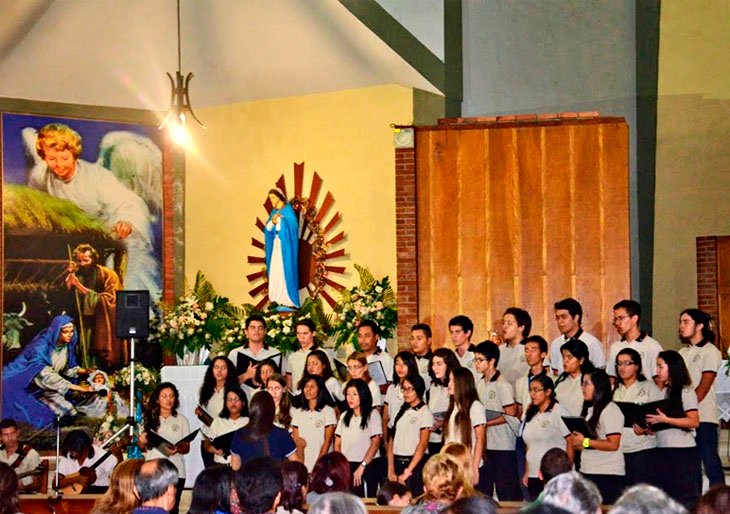 Exitosa gira de Conciertos del Coro Mixto del Conservatorio de Música de Carabobo Exitosa gira de Conciertos del Coro Mixto del Conservatorio de Música de Carabobo