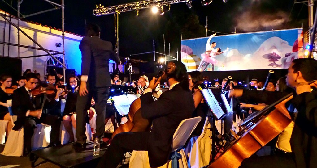 La Filarmónica Metropolitana del estado Anzoátegui presenta El Cascanueces junto a la Academia de Ballet Sol