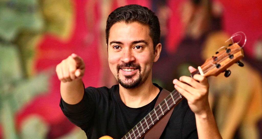 Edward Ramírez