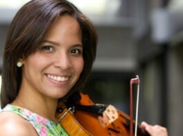 Romanticismo de Mendelssohn y clasicismo de Mozart Fabiola Gamarra
