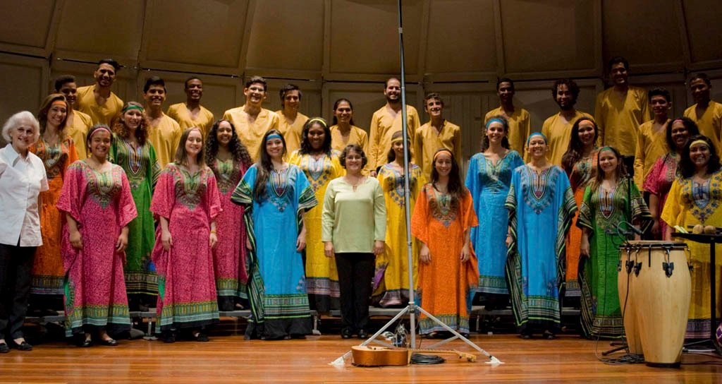 Arranca la Gira Europa 2015  de la Schola Juvenil de Venezuela Arranca la Gira Europa 2015 de la Schola Juvenil de Venezuela