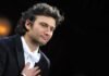El tenor Jonas Kaufmann se retira de una ópera en París por un hematoma en las cuerdas vocales