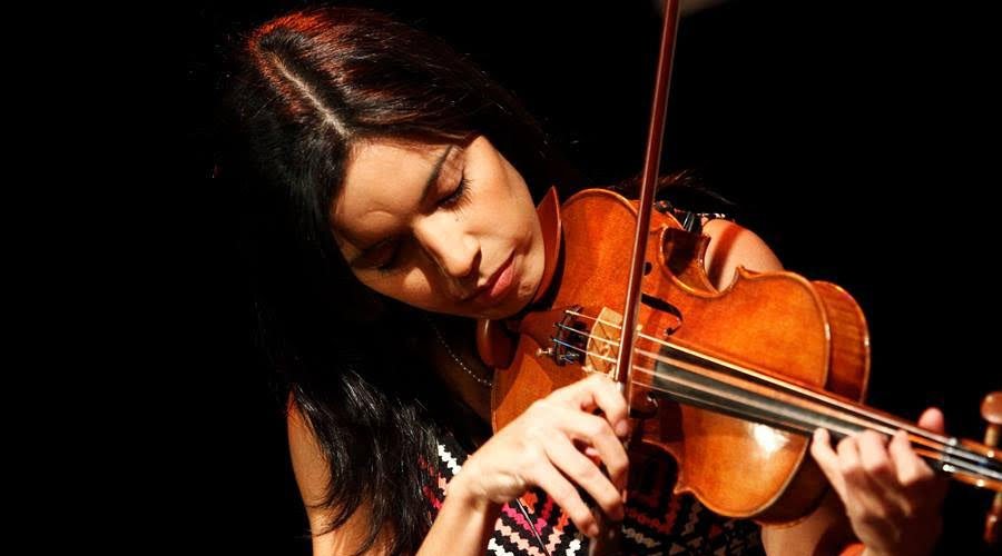 Brenda Rengel Trío en el Centro Cultural BOD