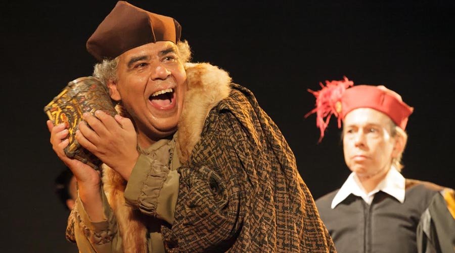 Colón tocará tierra en el Teatro Nacional