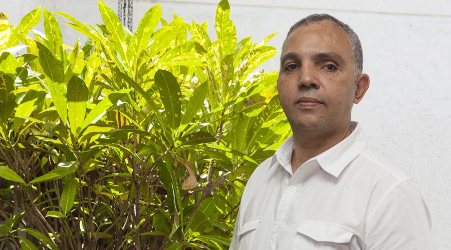 Conversaciones de Atril con el maestro Alan Troudart Alan Troudart