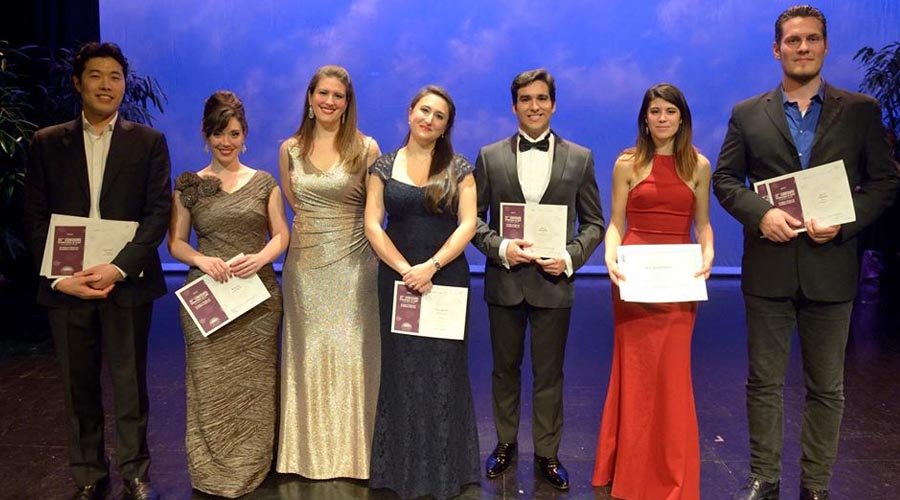 César Arrieta se alza con el segundo premio en la categoría masculina del Concurso Internacional de Canto Ciudad de Logroño 2017