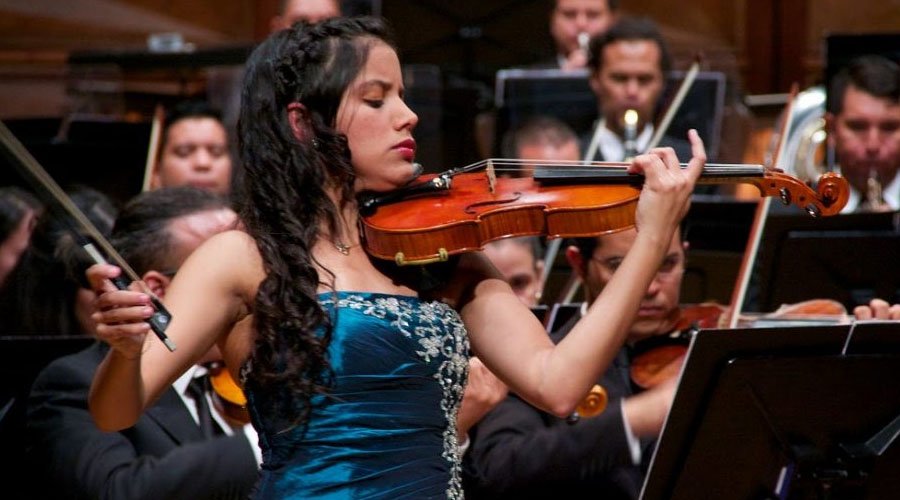 Lila Vivas y David Viña ofrecen su versión del Concierto para dos violines de J. S. Bach Lila Vivas