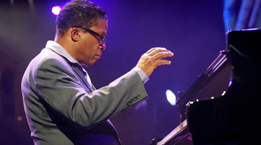 Montreux, el lugar donde la esencia y la potencialidad de la música se reúnen Herbie Hancock