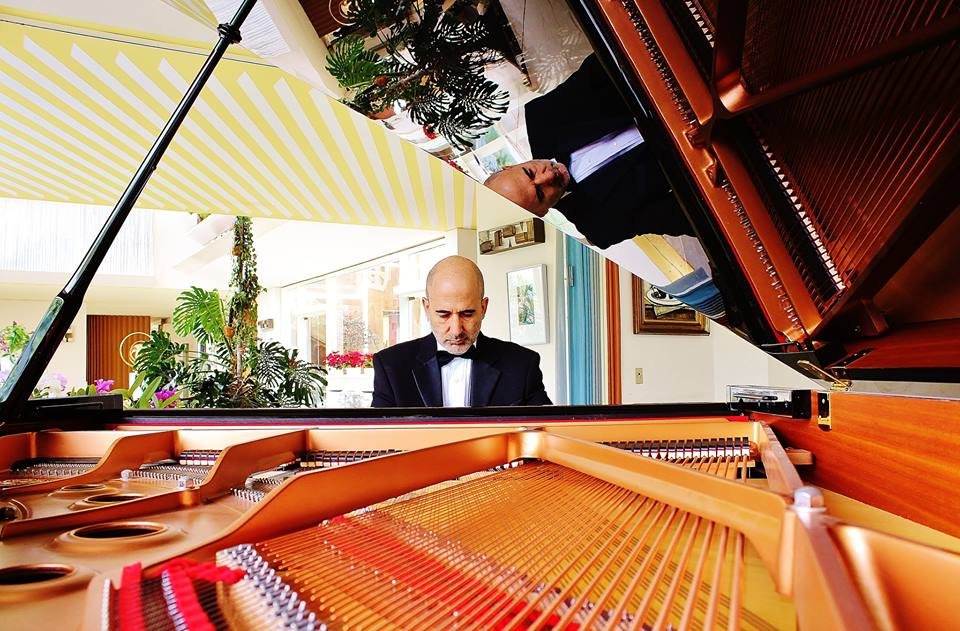 El pianista Carlos Urbaneja ofrece recital Schubert-Chopin