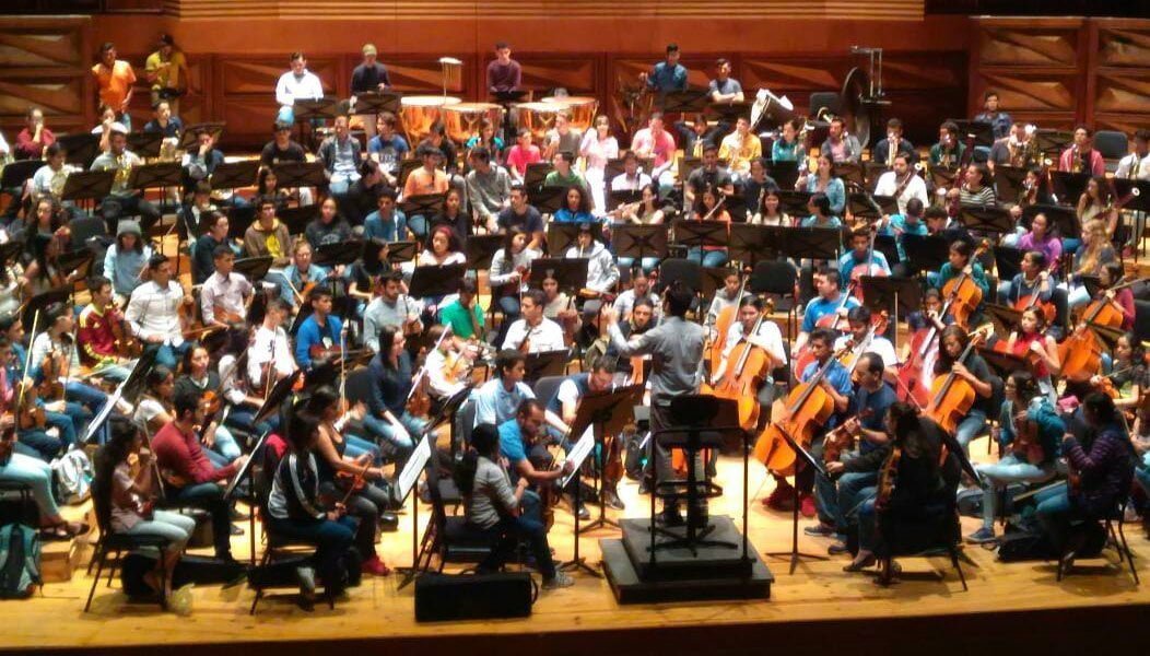 La Sinfónica Simón Bolívar y la Sinfónica José Francisco Del Castillo ofrecen concierto juntas