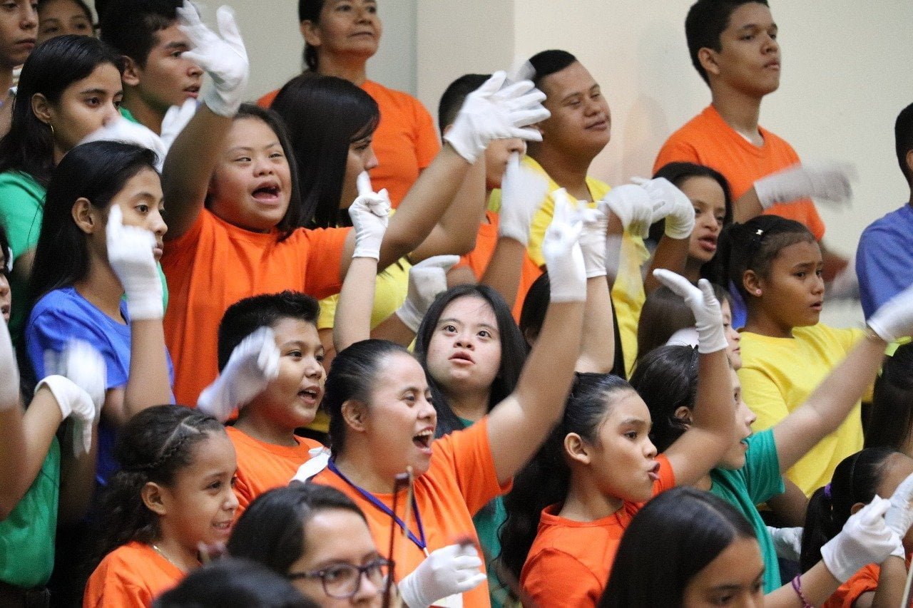 Coro de Manos Blancas Honduras es ya una realidad en San Pedro Sul