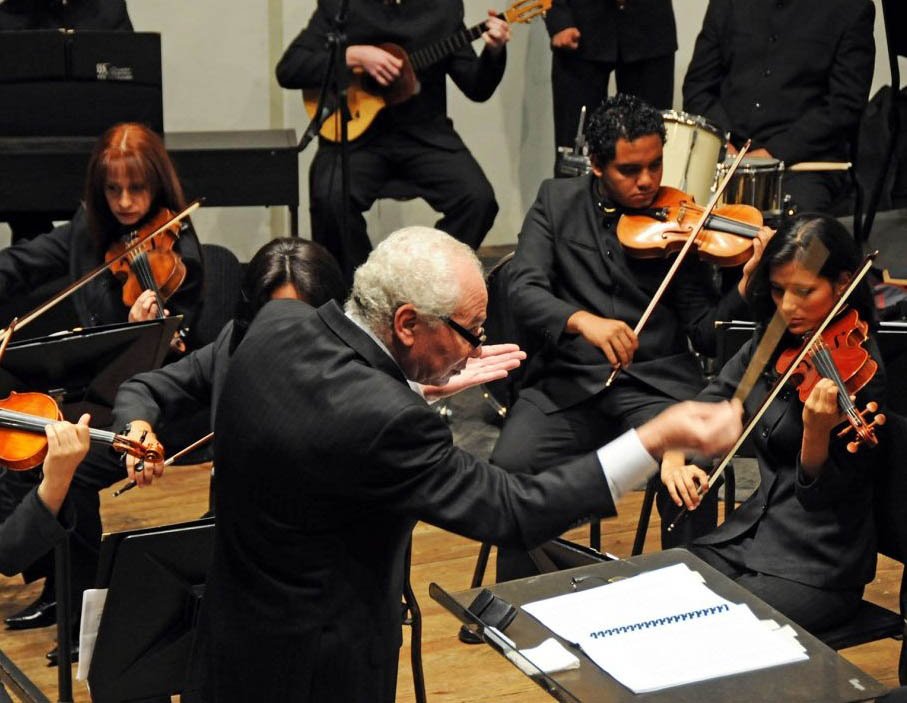 La Orquesta Sinfónica de Carabobo continúa con el legado del maestro José Calabrese