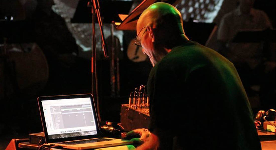 Para Compositores interesados en tener experiencia con la música electroacústica