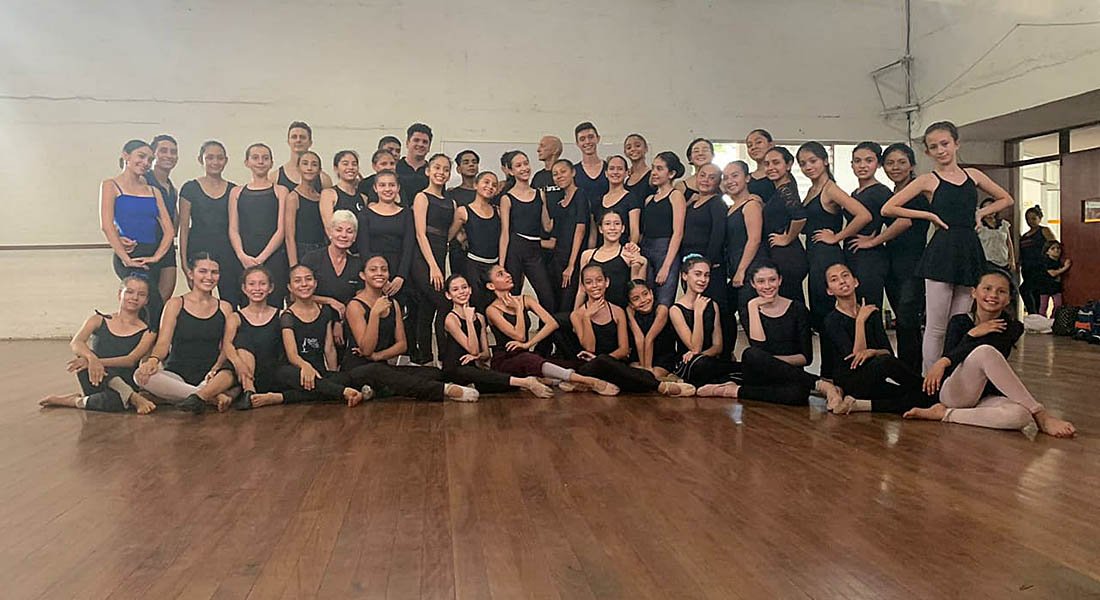 Con éxito total finalizo curso intensivo de Ballet de la Mar en Cali