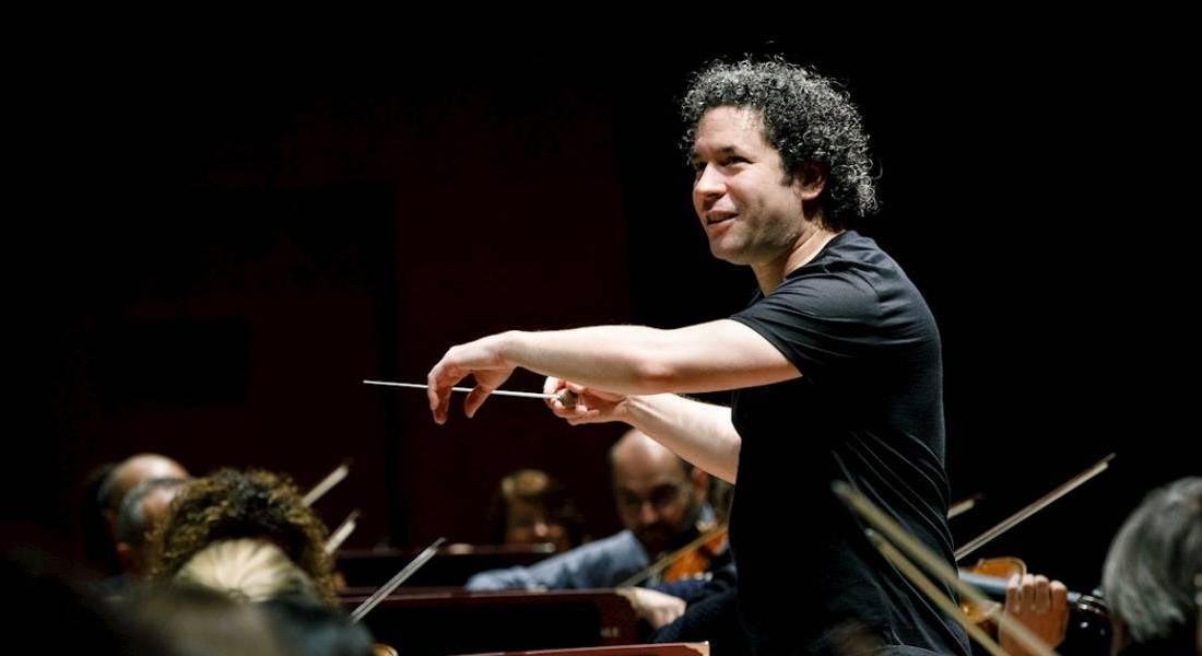 Dudamel vuelve a Italia con una esperada gira al frente de la Santa Cecilia