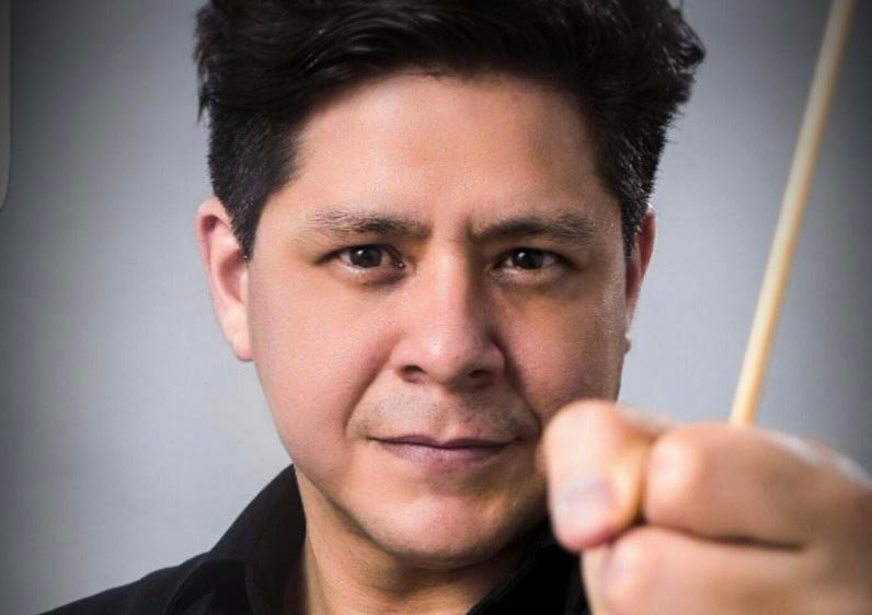 Mtro. Oswaldo Pajares viajará con su batuta a España para dirigir el Festival de la Hispanidad