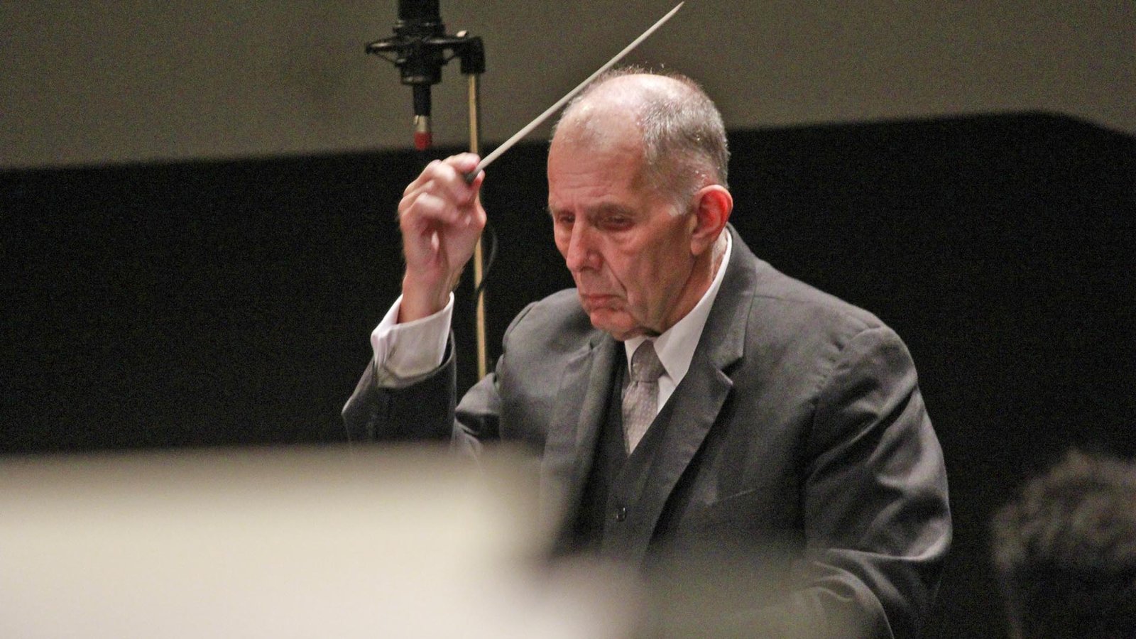 La crítica internacional reconoce al director de orquesta venezolano Rodolfo Saglimbeni