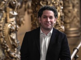Gustavo Dudamel anuncia su dimisión como director musical de la Ópera de París para estar más tiempo con su familia