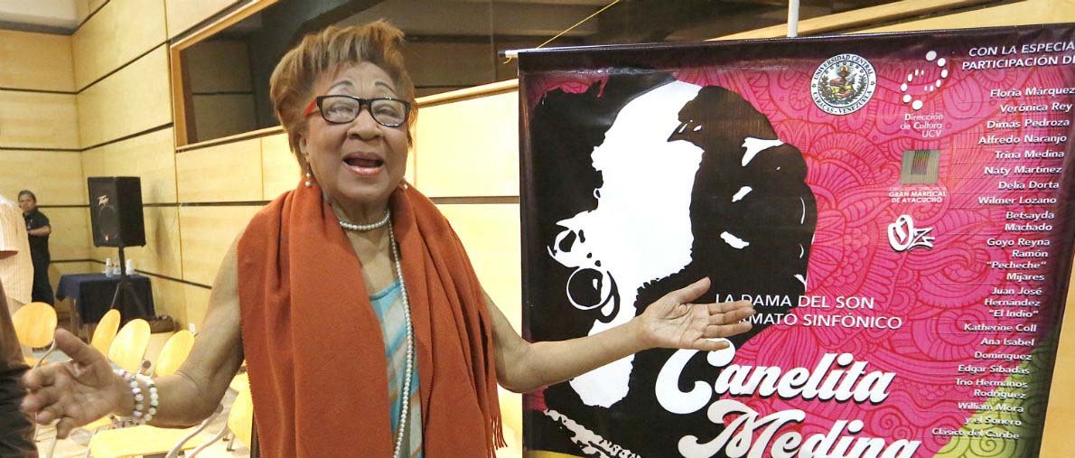 Sonera en la Cumbre: Disco Club Rinde Homenaje a la Trayectoria de Canelita Medina