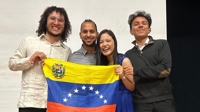 Destacada violista Nicole Gedler avanza en el VII Festival Interviolas de Bogotá 2023