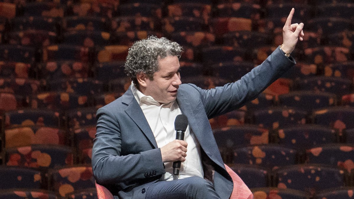 La Filarmónica de Nueva York recibe donación de $40 millones para asegurar el puesto de Gustavo Dudamel